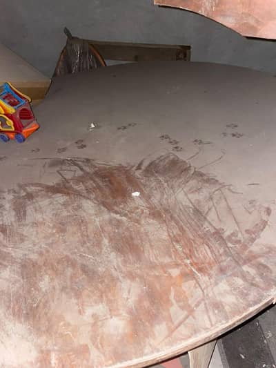 Dining table for sale