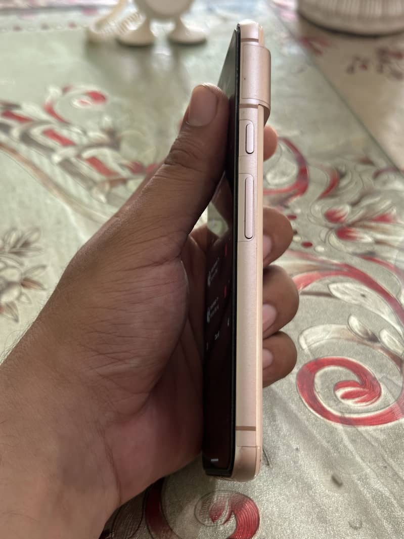 Google Pixel 8 2