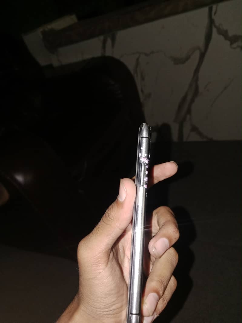 Apple iPhone X 2