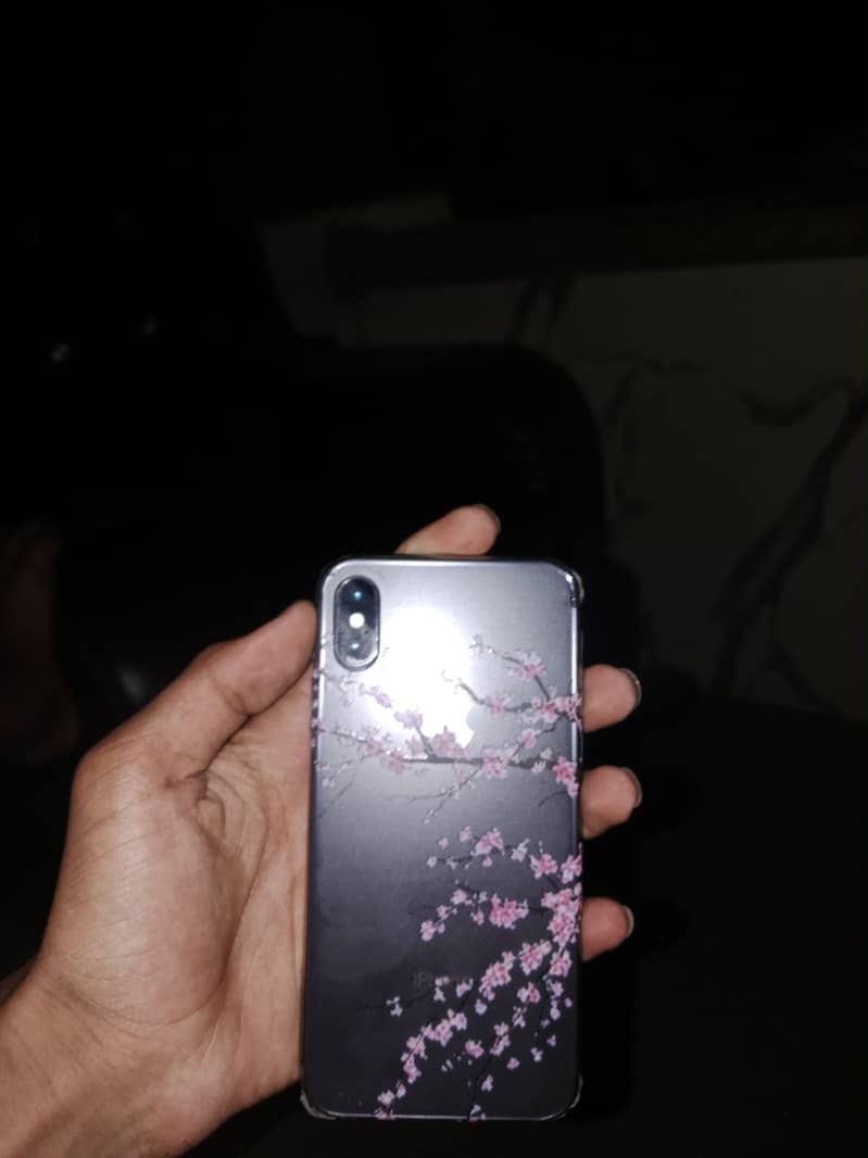 Apple iPhone X 3