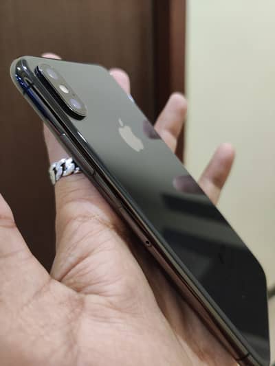 Apple iPhone XS