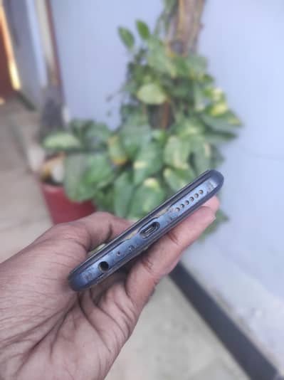 Tecno Pova all ok 4/64 box and charger