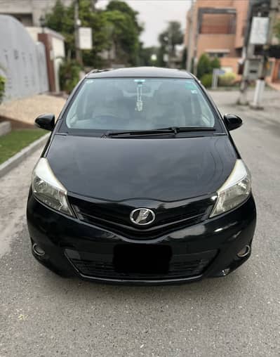 Toyota Vitz 2012