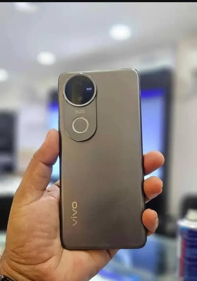 Vivo V50 12/256gb grey colour very good condition