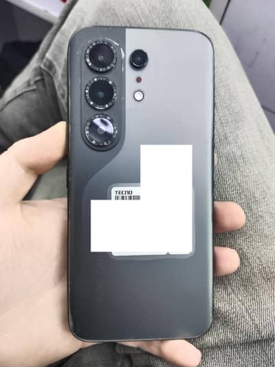 Tecno Camon 50 pro 8/256 with used araimo airbuds