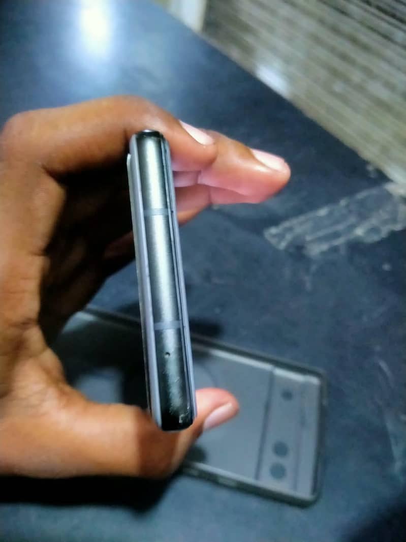 Google Pixel 6a 1