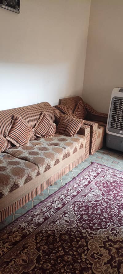 Sofa Set 5 Seaters