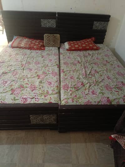 2 single Beds with new Molty Foam mattresses