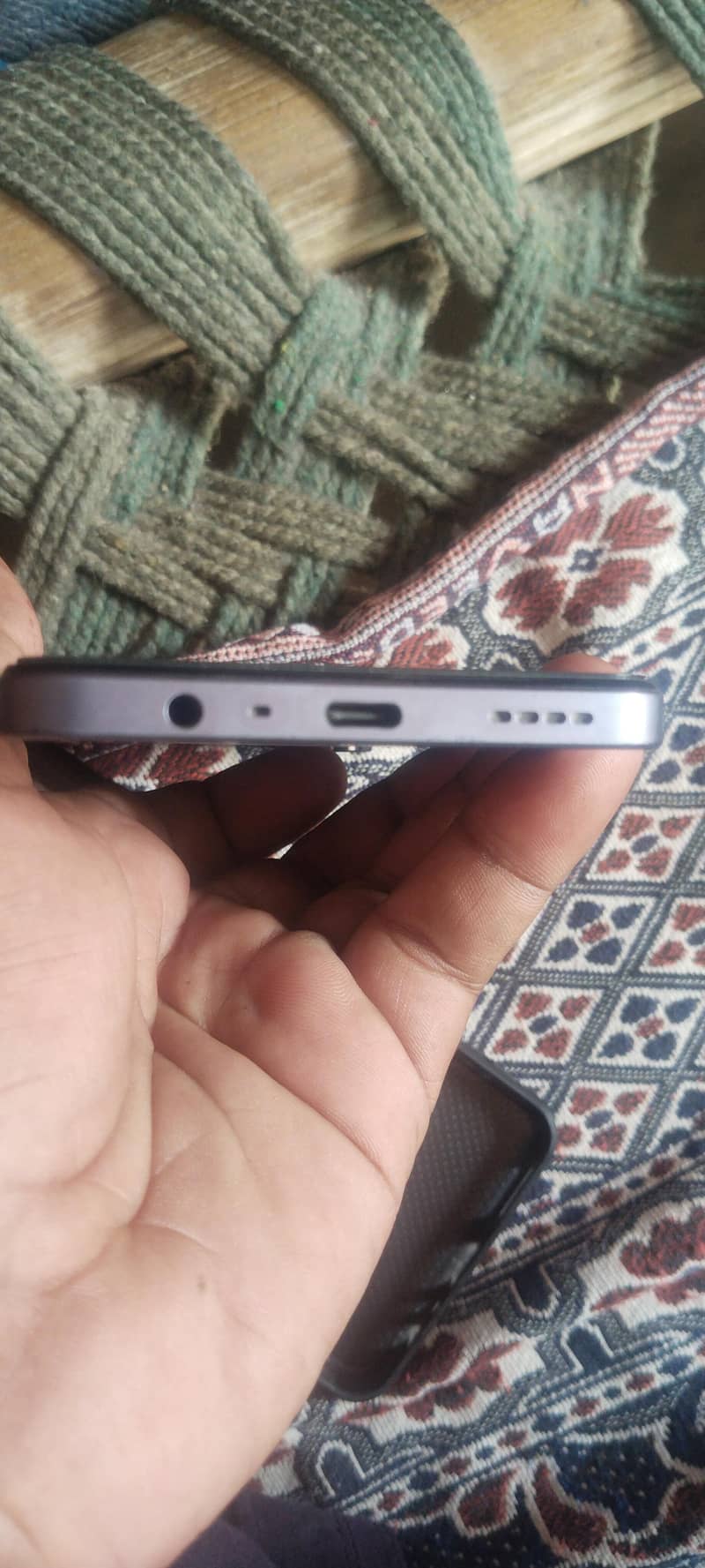 Realme Note 60 4