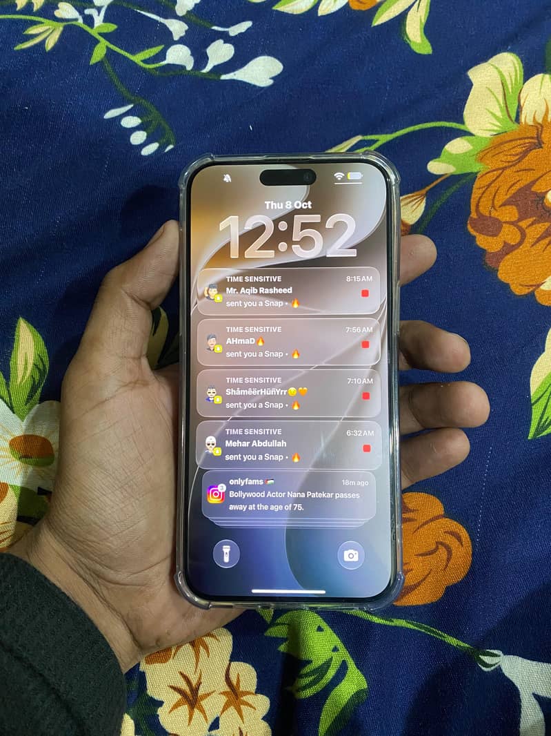 Apple iPhone 15 Pro Max 1