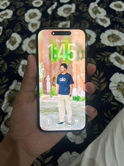 Apple iPhone 15