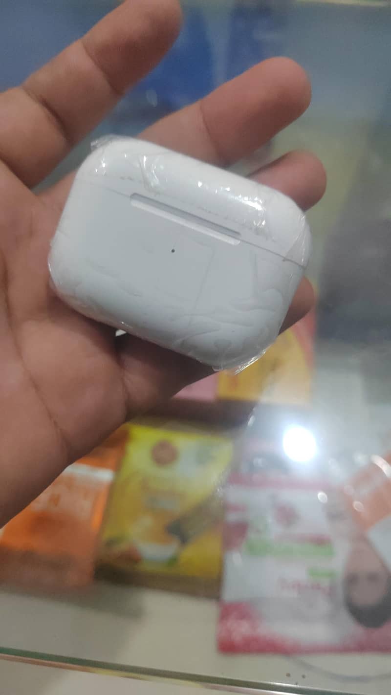 Earbuds 2