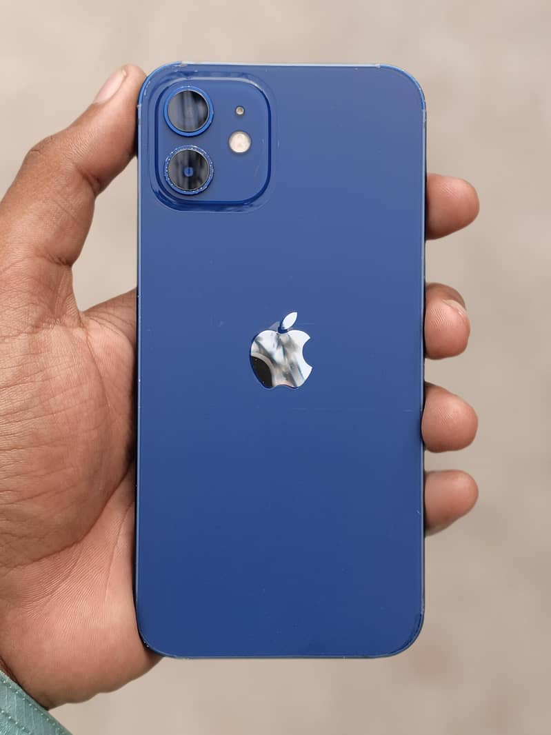 iPhone 12 0