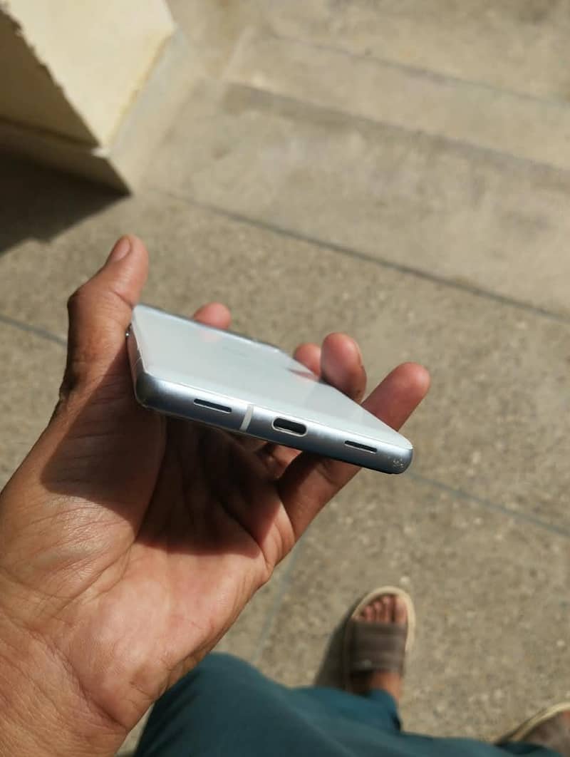Google Pixel 7a 11