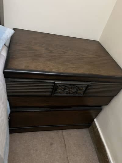 King size bed