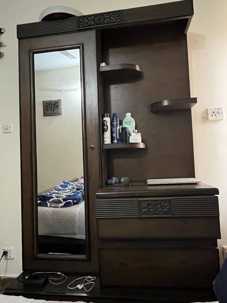King size bed 3