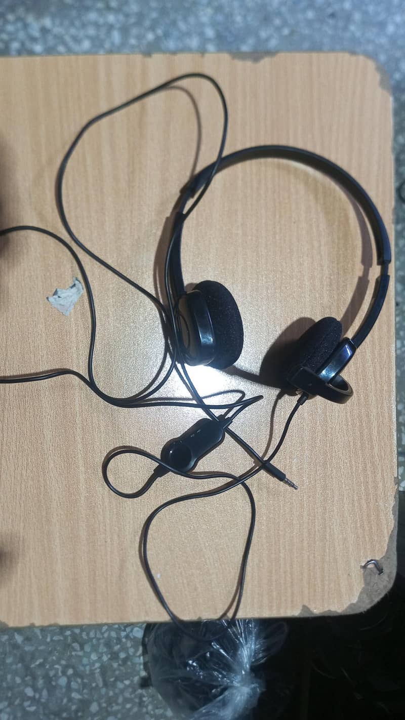 Logitech h150 3