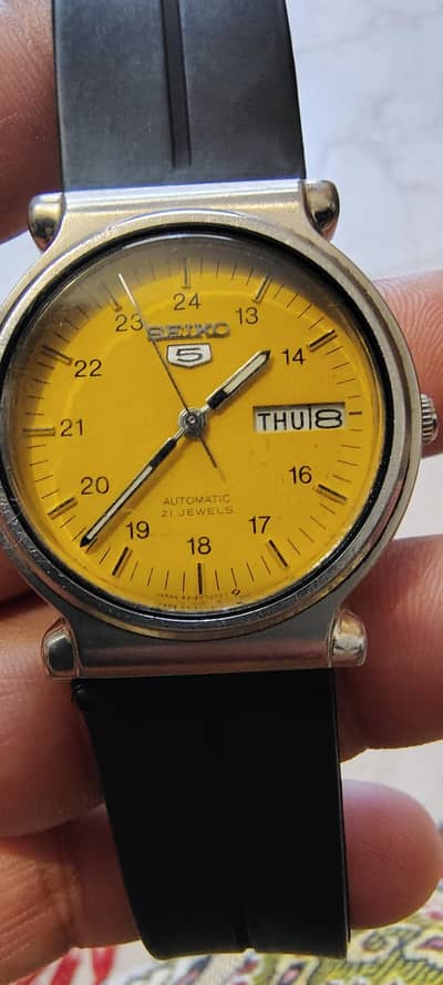 seiko 5 automatic rare model  in exelent condition  total original