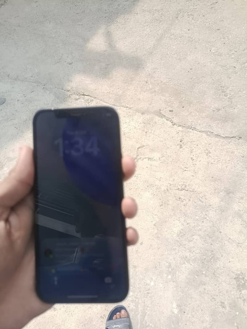 Apple iPhone 12 8