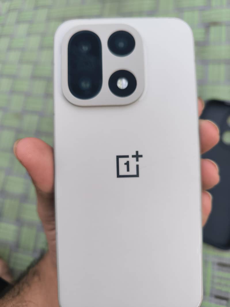 Oneplus 15 1