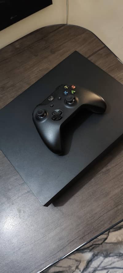 Xbox One X | 4K 1 TB