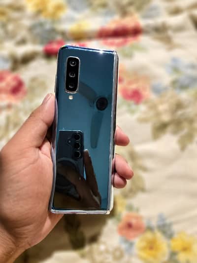 Samsung Galaxy Fold 1 5G UAE Varaint. 12GB / 512GB NON PTA