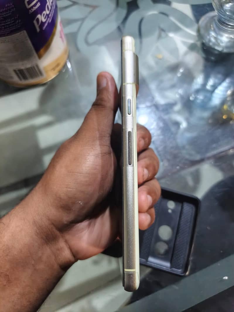 Google Pixel 7 5