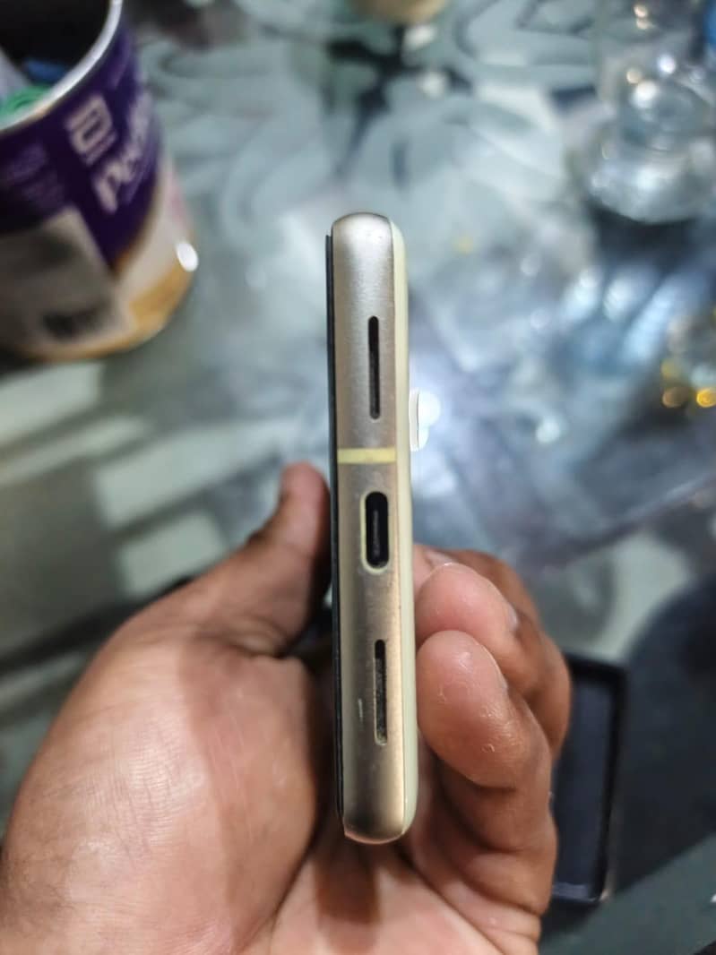 Google Pixel 7 6