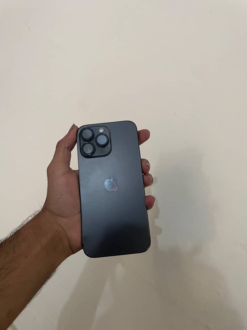 Apple iPhone 14 Pro Max 4