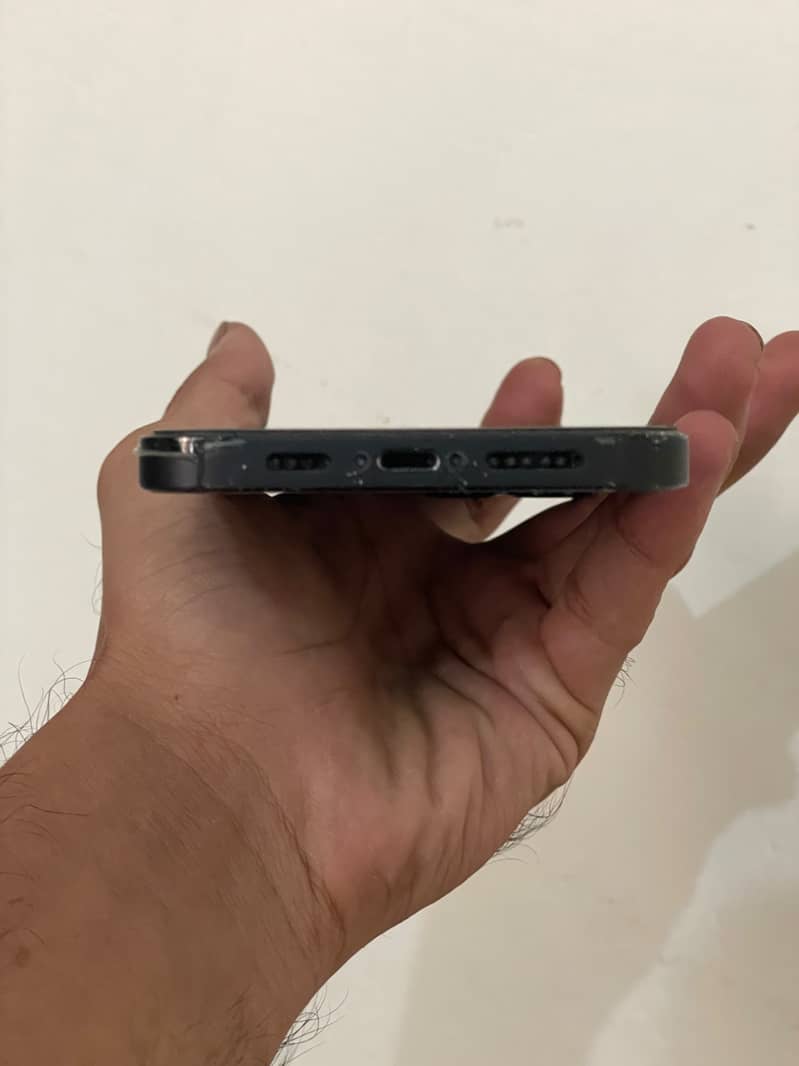 Apple iPhone 14 Pro Max 6