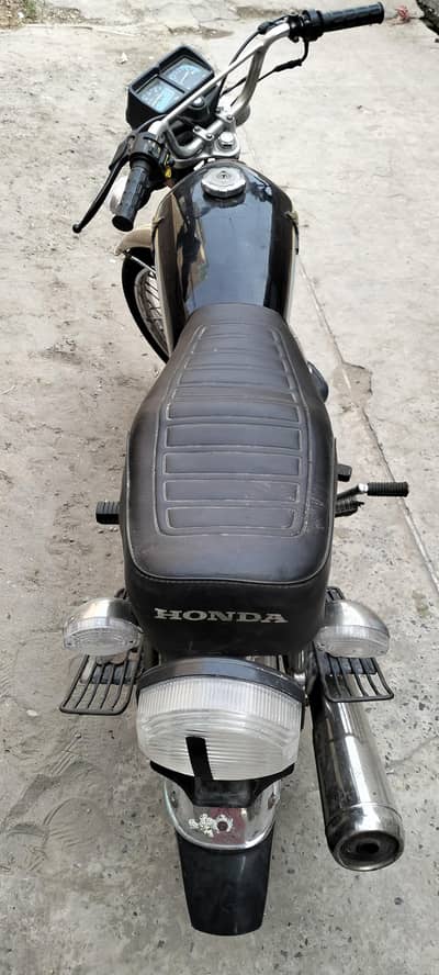 cG 125