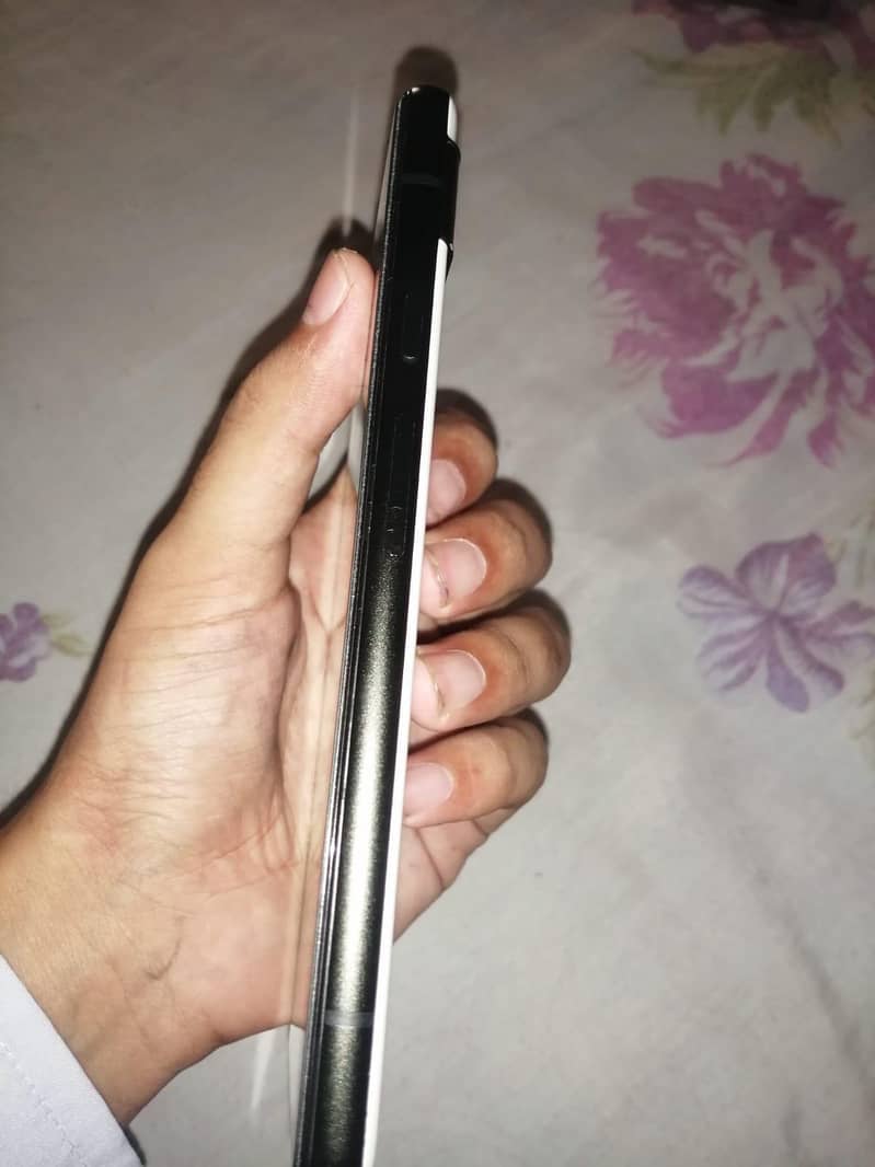 Google Pixel 6a 3