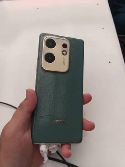 Infinix Zero 30