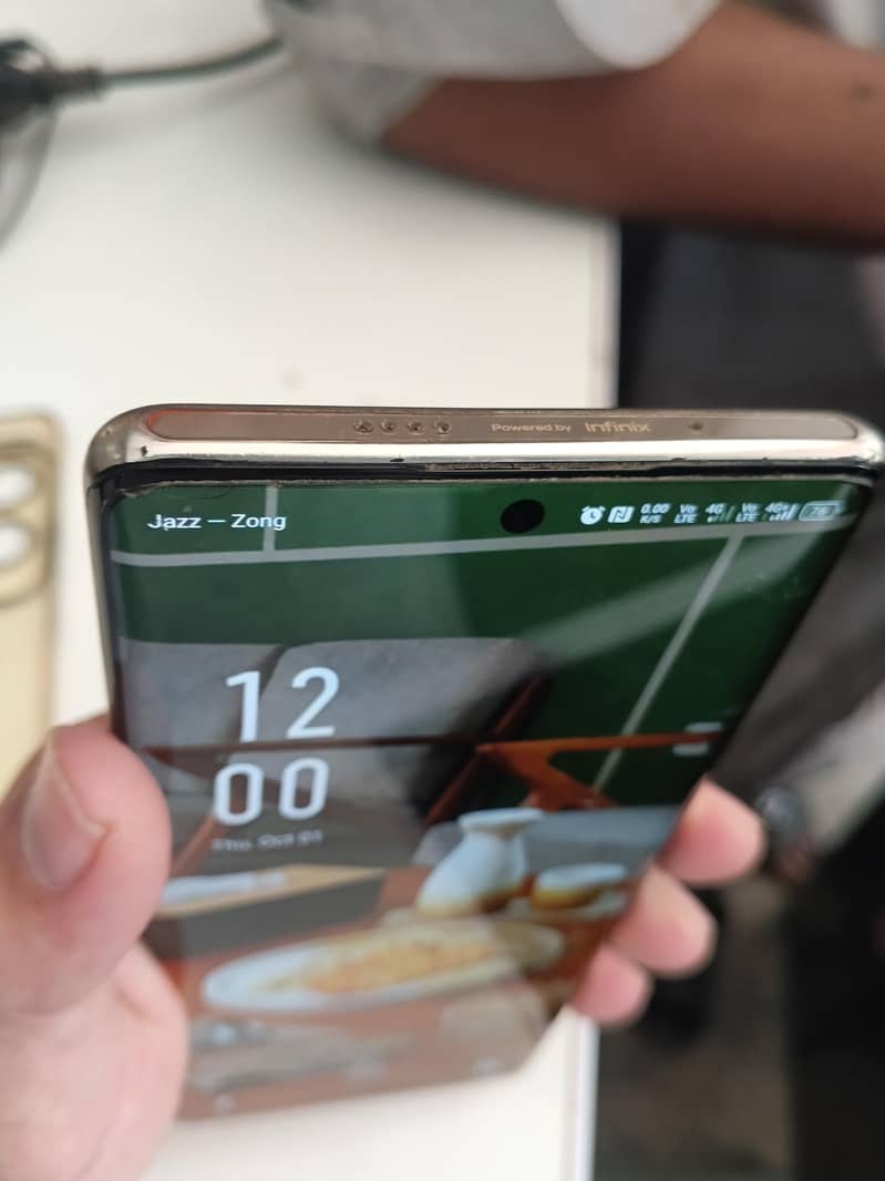 Infinix Zero 30 3