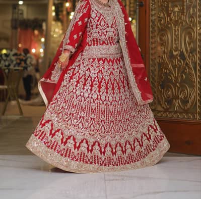 Luxury Designer Bridal Dress – Elegant Wedding Wear