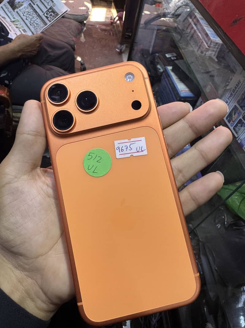 Apple iPhone 17 Pro Max 0