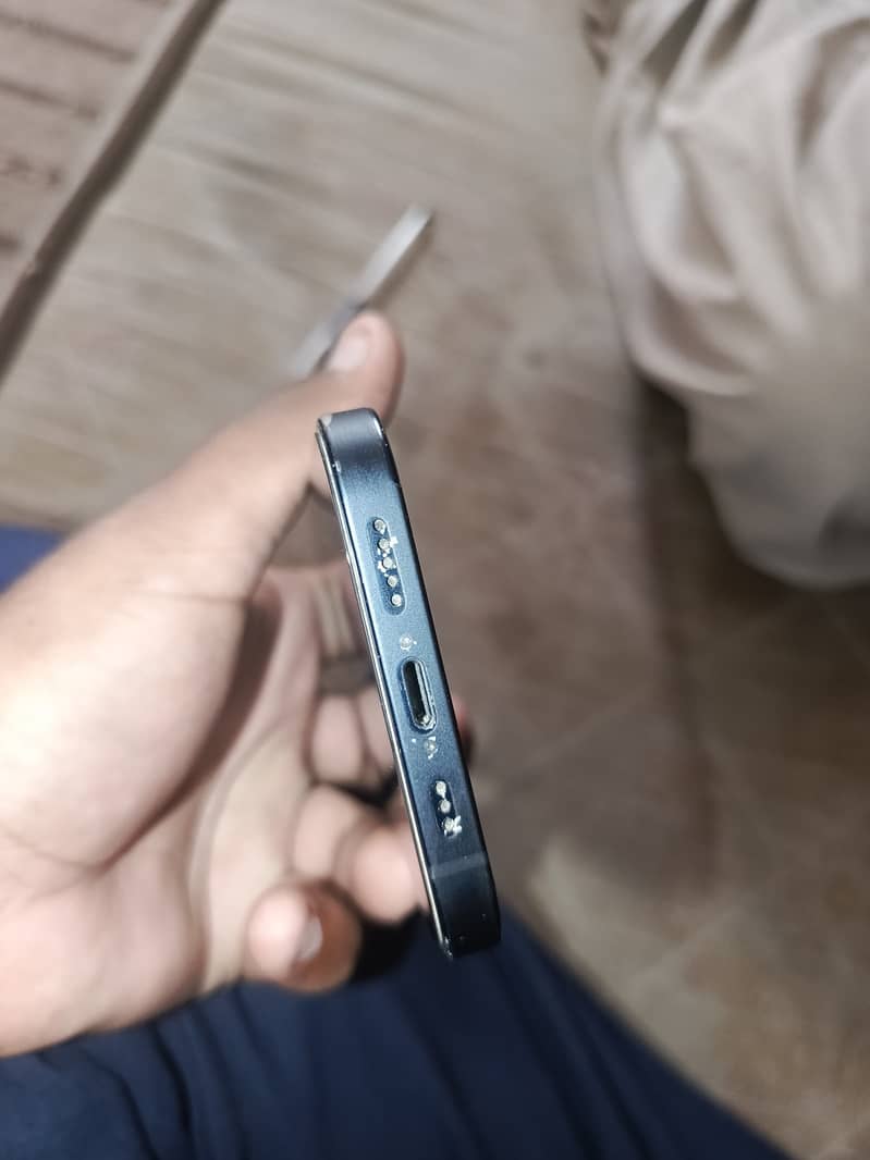 Apple iPhone 12 7