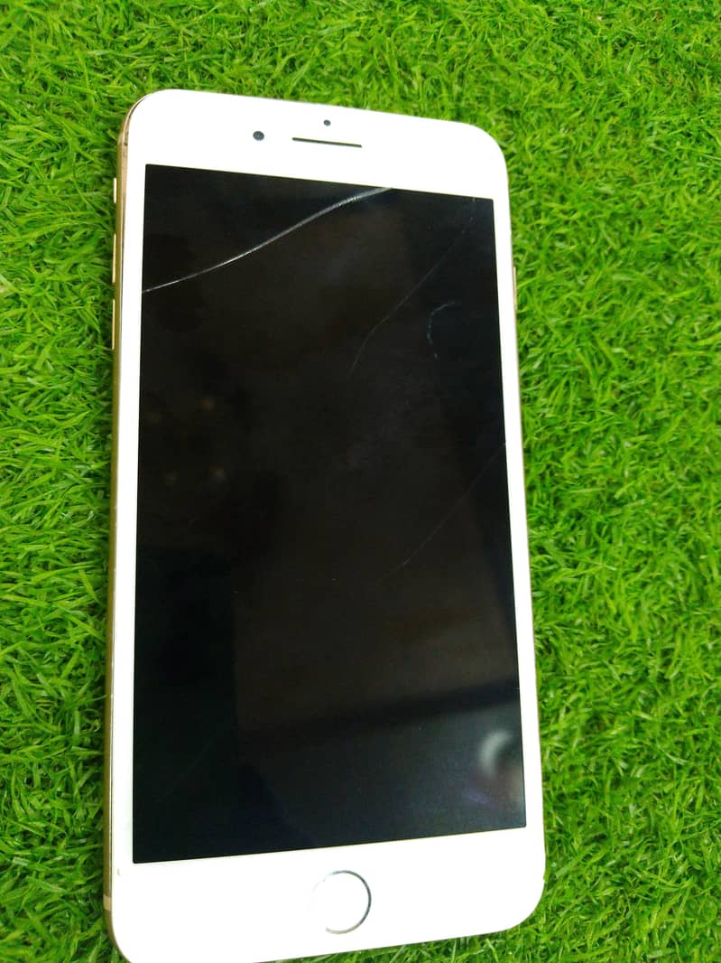 Apple iPhone 8 Plus 2