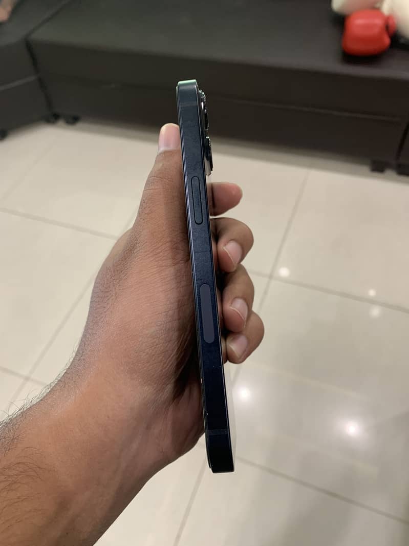 Apple iPhone 13 3