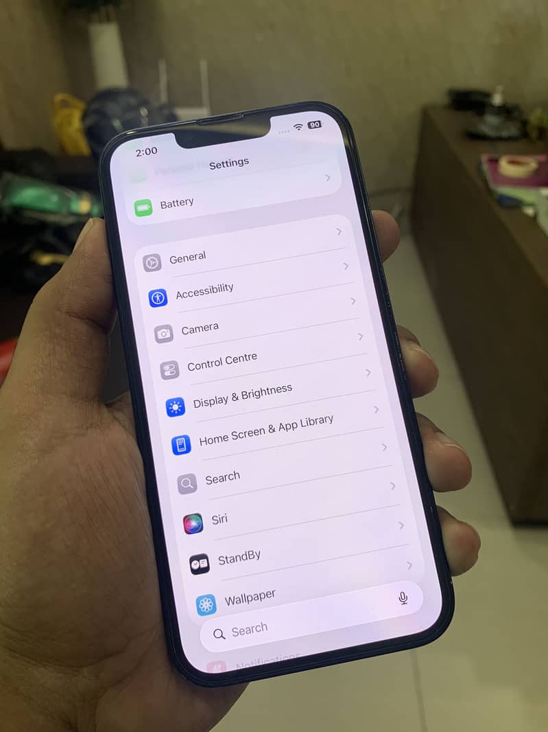 Apple iPhone 13 4