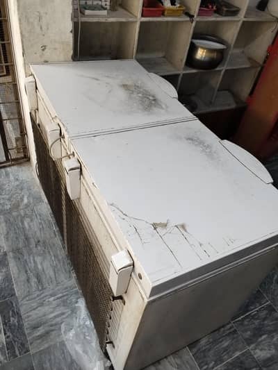 Dawlance Freezers