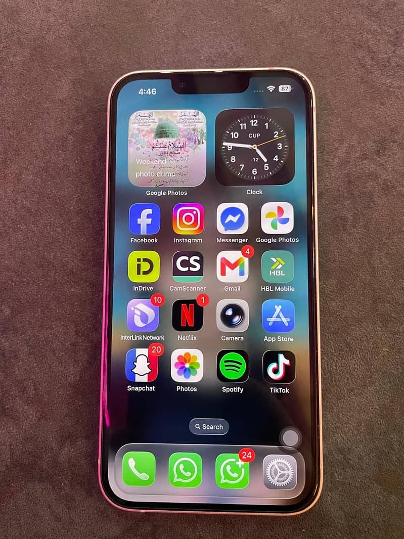 Apple iPhone 13 4