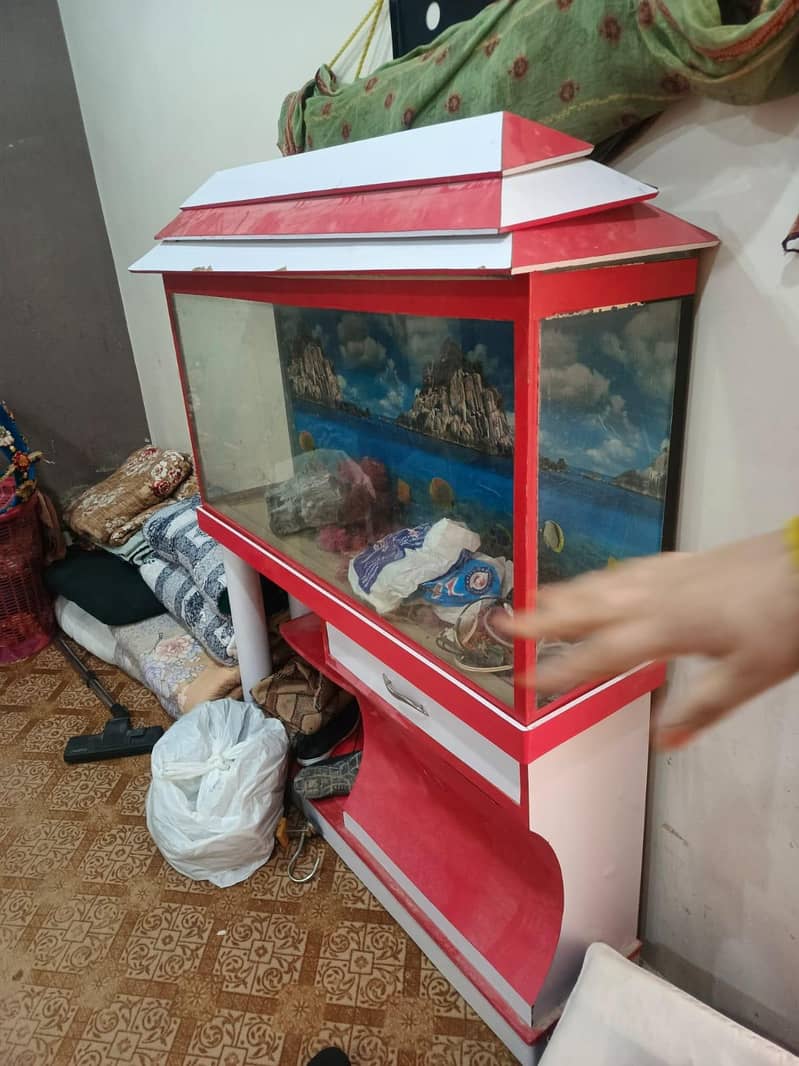 fish tables 3