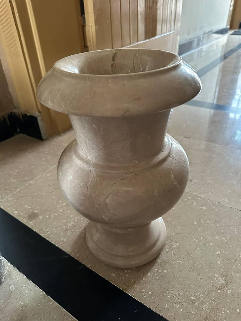 Marble vase 3