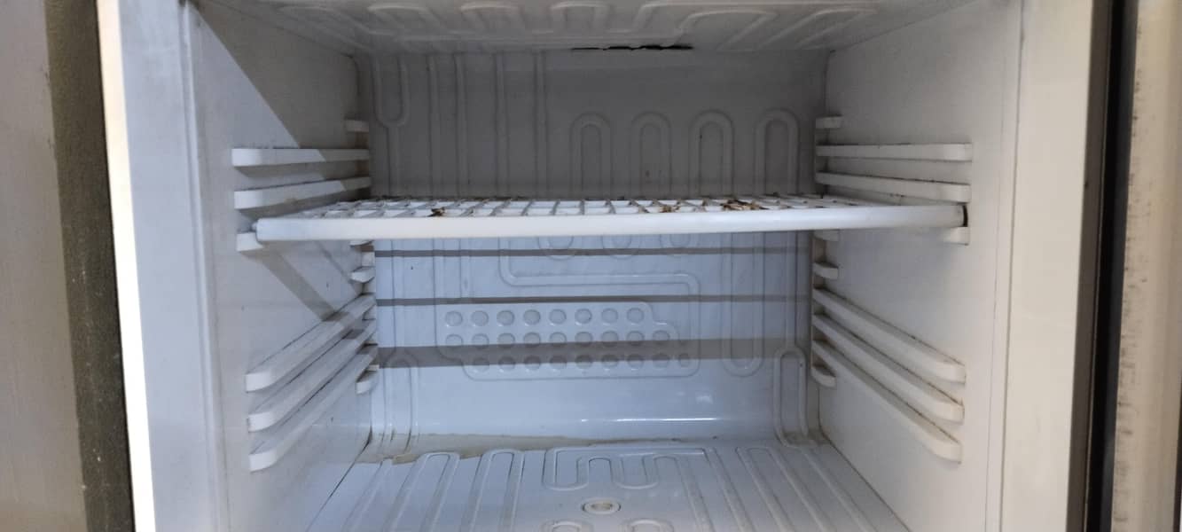 refrigerator 4