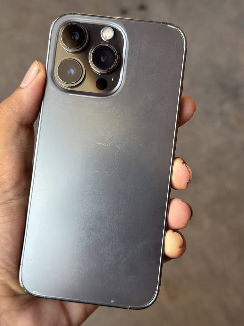 iPhone 13 Pro 0