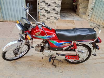 Honda CD 70 2013 model hai, all original documents available hai