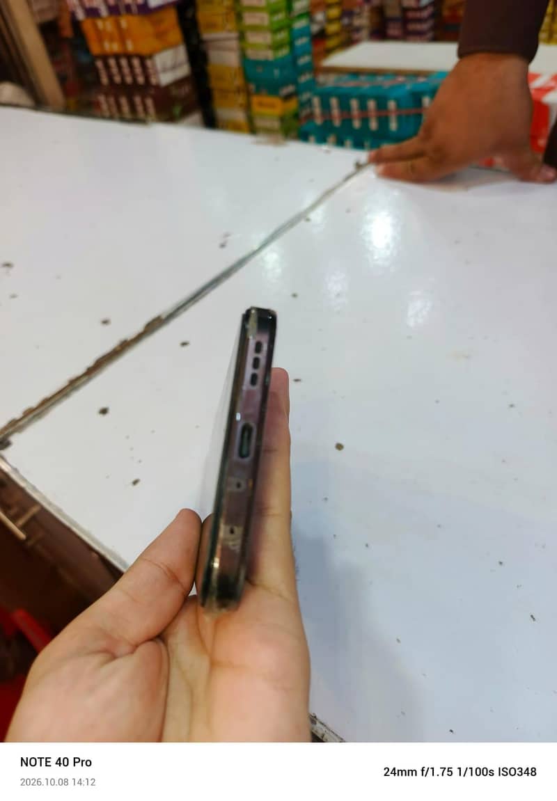 OPPO A6s 4