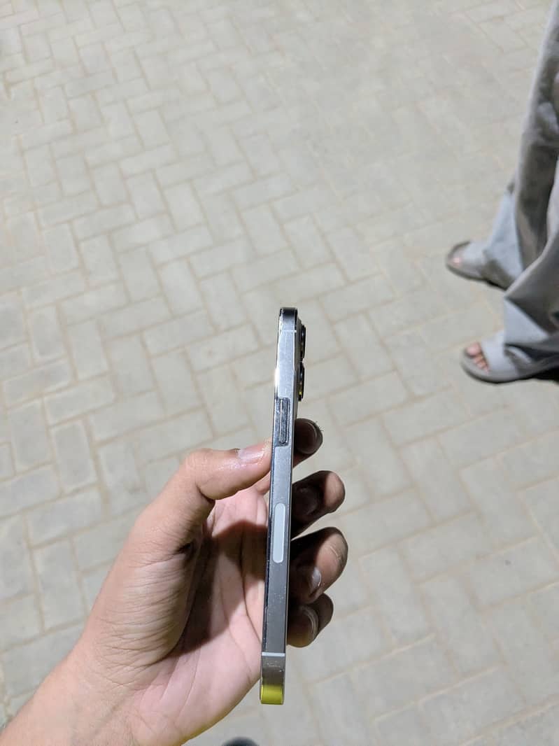 Apple iPhone 13 Pro 5