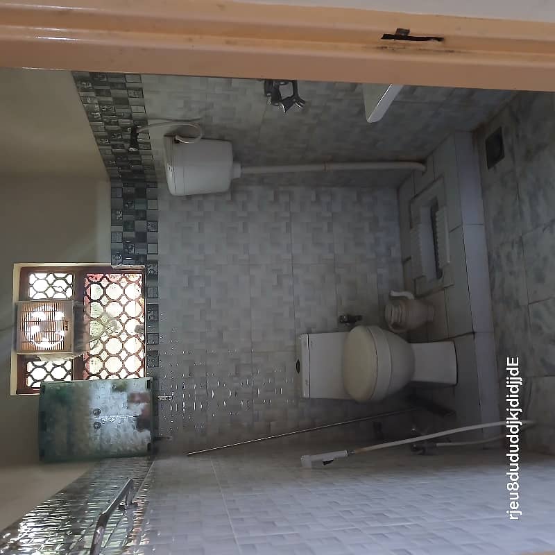 2 Beds Bath Kitchen 2